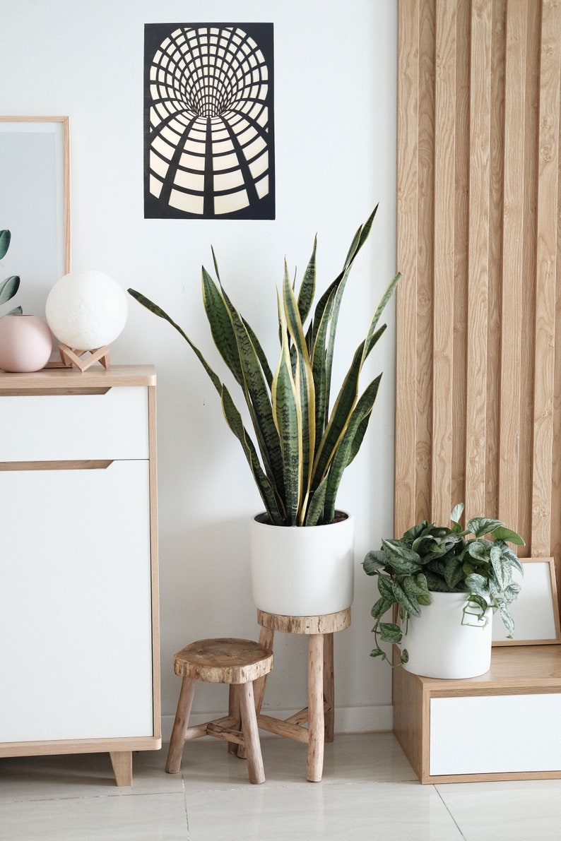 Wormhole Illusion Stencil